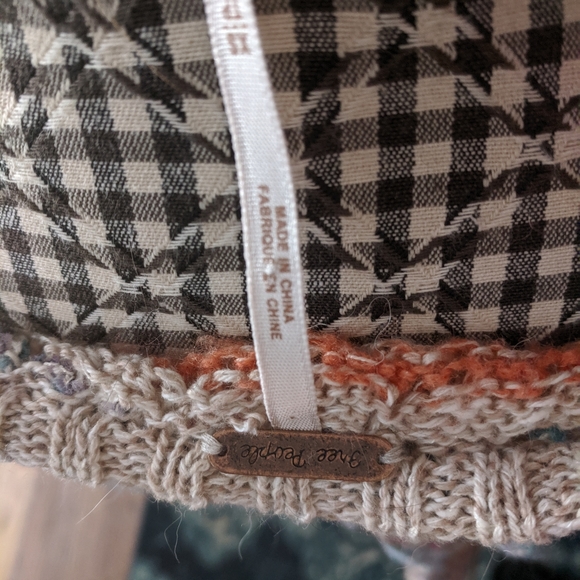 NWOT Free People Sweater - Picture 3 of 3